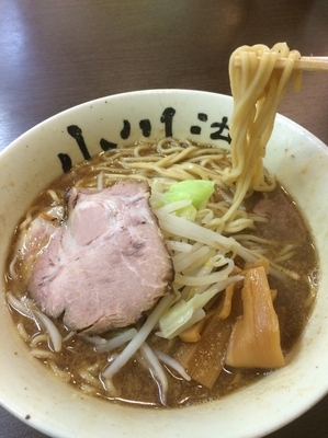 「らーめん¥690」@創作らーめん 小川流 二本松店の写真