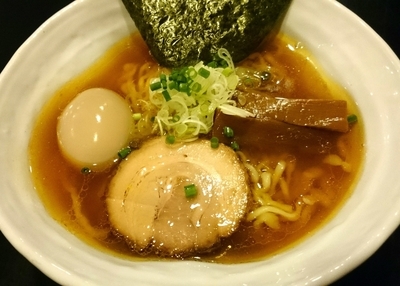 「手もみ中華そば 650円＋味玉」@まぜそば 一心不乱の写真