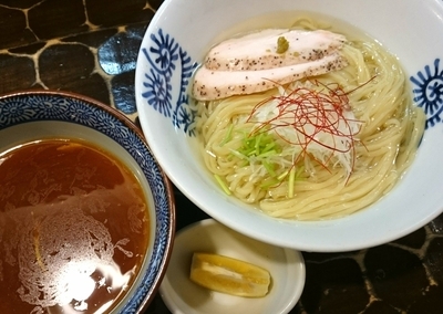 「【限定】淡麗鶏つけ蕎麦（醤油） 500円」@特級鶏蕎麦 龍介の写真