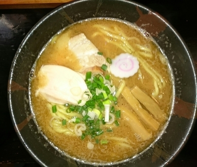 「濃厚豚骨魚介 醤油￥780 ランチライス￥50」@麺屋33の写真