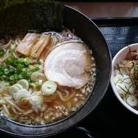 鶏豚骨ラーメン + チャーシュー丼