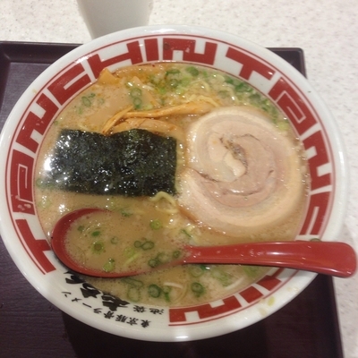 「東京豚骨ラーメン 680円」@屯ちん SUNAMO店の写真