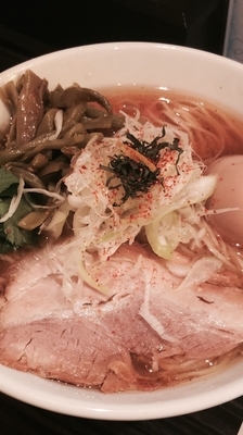 「鯵ニボしょうゆ」@志奈そば 田なかの写真