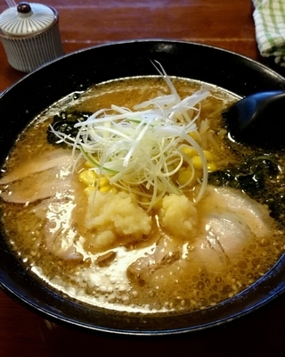 「ゴマみそラーメン」@手打ら〜めん 雅の写真