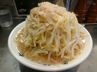 「ラーメン小￥680  ヤサイマシ・アブラマシ」@らーめん大 竹ノ塚店の写真