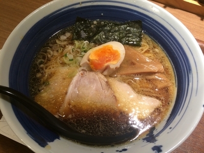 「こく旨ラーメン 醤油」@麺処 直久 大久保店の写真