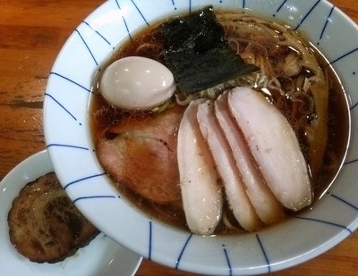 「生揚げ醤油そば＋特製 （150703）」@麺屋 むじゃきの写真