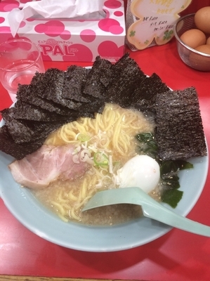 「ラーメン＋海苔＋玉子」@かいざん 西船橋店の写真