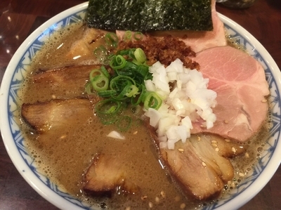 「肉盛らーめん」@麺や 庄のの写真