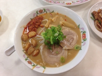 「辛にんにく王将ラーメン」@餃子の王将 君津店の写真