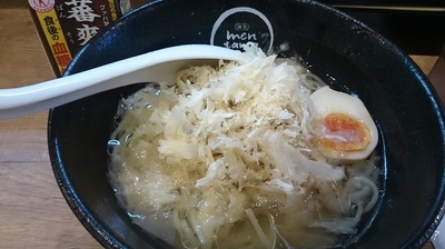 「鶏と煮干しの冷やしラーメン800円」@麺創 麺魂 江坂本店の写真