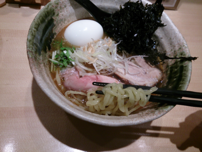 「得製焼きあご塩らー麺」@焼きあご塩らー麺 たかはし 新宿本店の写真