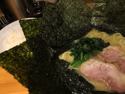 「ラーメン街道一番星湘南潮味 海苔 ライス」@らあめん花月嵐 大森東口店の写真