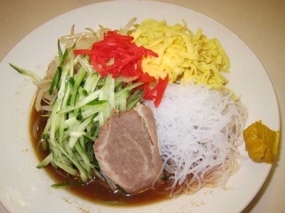 「冷し中華　400円」@博多天神 新橋1号店の写真