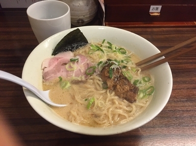 「豚鶏節ラーメン大盛り」@らーめん 会 神戸本店の写真
