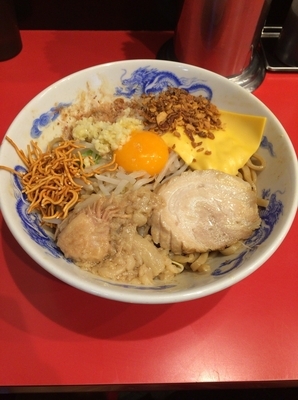 「まぜそば」@ジャンクガレッジ 大宮駅前店の写真