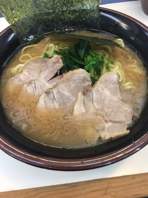 「チャーシュー中盛 硬め濃いめ」@甲子家の写真