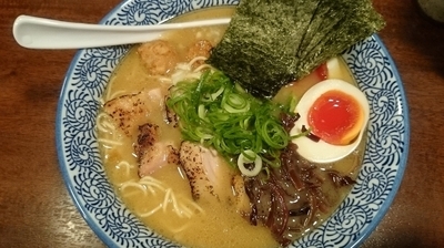 「特製濃厚鶏骨醤油らーめん」@麺や 鶏どり亭 南森町店の写真