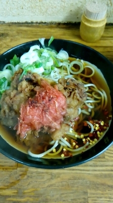 「紅生姜ゲソ天そば」@六文そば 日暮里第2店の写真