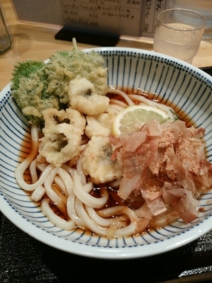 「ハモと大葉の天ぷらぶっかけ（冷）780円」@讃岐ぶっかけやの写真