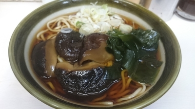 「しいたけそば（３９０円）」@三松の写真