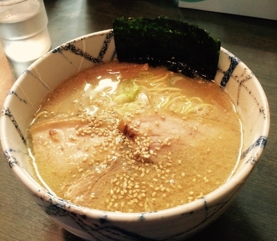 「醤油ラーメン」@風来居 新宿店の写真