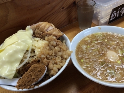「つけ麺 中盛り 全部増し ニンニク脂w チーズトッピング」@ハイマウントの写真