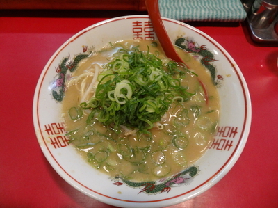 「ラーメン（並・元味）」@特製ラーメン 大中 伏見店の写真