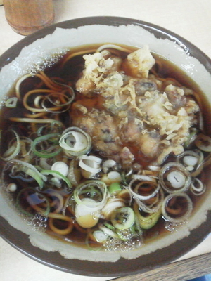 「いかげそ天そば\380」@岩本町スタンドそばの写真