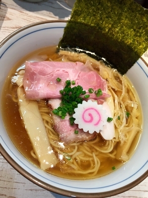 「【気まぐれ限定】カリプソ中華そば￥850」@中華そば 四つ葉の写真