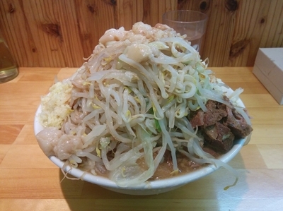 「小らーめん（野菜まし、にんにく、あぶら、しょうが）」@らーめん つの旨の写真