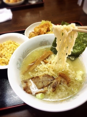 「塩ラーメンセット¥750」@富士多の写真