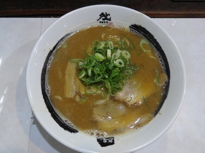 「然らWらーめん【あっさり6:4】」@然屋高岡らーめんの写真