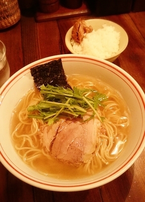 「塩らぁ麺 730円 (+50円ライス)」@井之上屋の写真