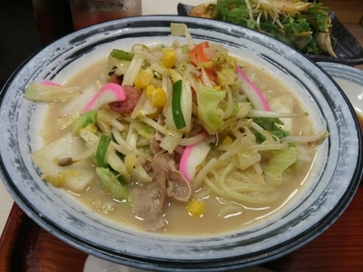 「西海ちゃんぽん　（麺１玉増量：無料） ＋ネギダレどっさり餃子」@西海製麺所 稲城若葉台店の写真