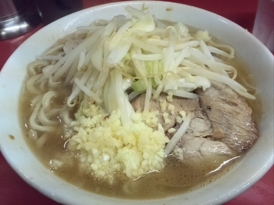 「小ラーメン（野菜少なめ・にんにく）」@ラーメン二郎 桜台駅前店の写真