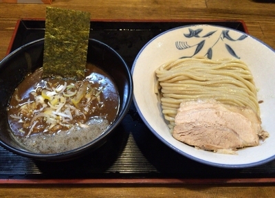 「つけそば 麺少なめ 790円」@市川ウズマサの写真