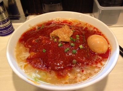 「味玉どて辛めん 辛さ控えめ 中盛」@どてちんⅢの写真