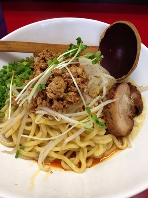 「汁なし極坦々麺（大盛）」@極 担々麺 真空の写真