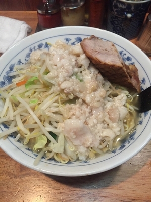 「小豚、ヤサイ、アブラ」@飯田橋大勝軒の写真