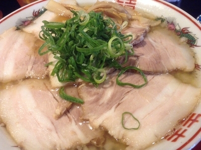 「肉煮干中華そば」@肉煮干し中華そば さいころの写真