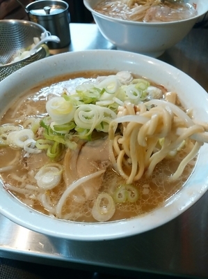 「チャーシュー麺1,000円」@ホープ軒 千駄ヶ谷本店の写真