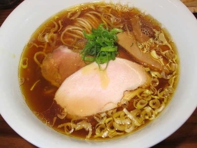 「醤油ラーメン　750円」@ラーメン屋 トイ・ボックスの写真