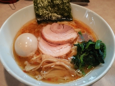 「ちょい辛らーめん＋味玉」@らーめん将貴の写真