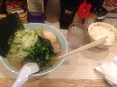 「ラーメントッピングネギとホウレンソウ」@おーくら家の写真