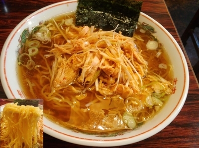 「とりそば大盛700円」@支那そば屋 ぴーちゃんの写真