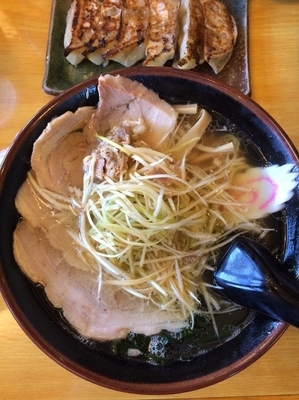 「ネギチャーシュー醤油 細麺」@ラーメン 心道の写真