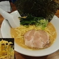 浜風 ラーメン固め濃いめ680円