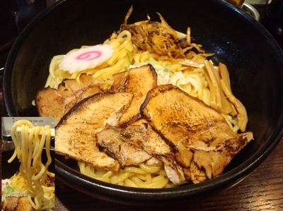 「ちゃーしゅー油めん大盛り950円」@中屋の写真