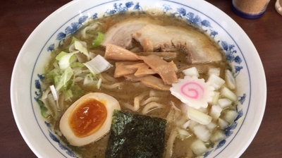 「夜の中華そば麺少なめ」@次念序の写真